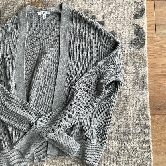 BP Cardigan - Picture 5 of 6